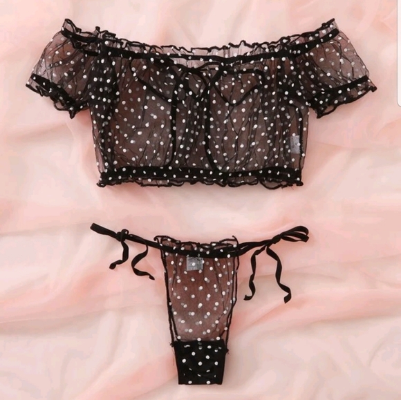 Dobby Mesh Ruffle Lingerie Set - Picture 4 of 4